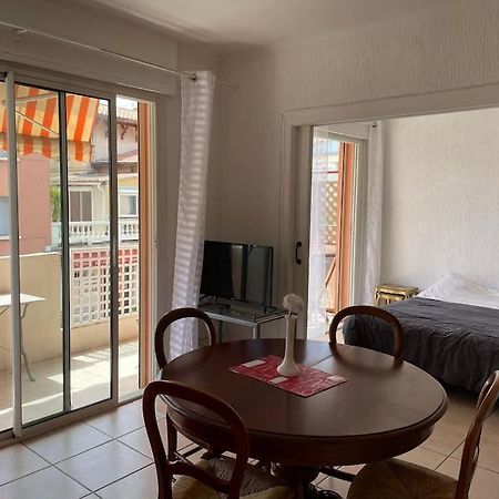 Studio A Sanary-Sur-Mer Avec Balcon A 200M Du Port ภายนอก รูปภาพ
